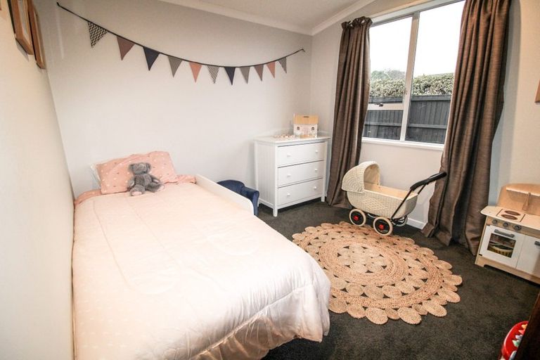 Photo of property in 16 Edward Street, Prebbleton, 7604