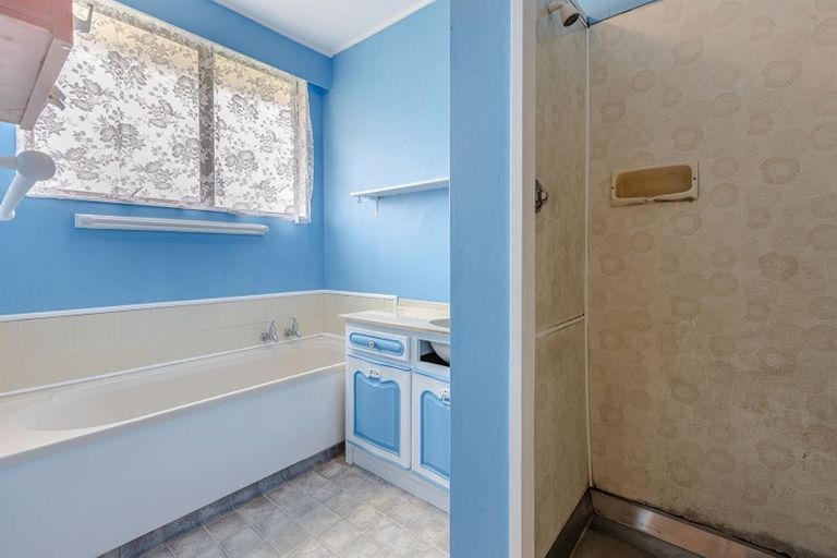 Photo of property in 8 Dove Place, Westbrook, Palmerston North, 4412