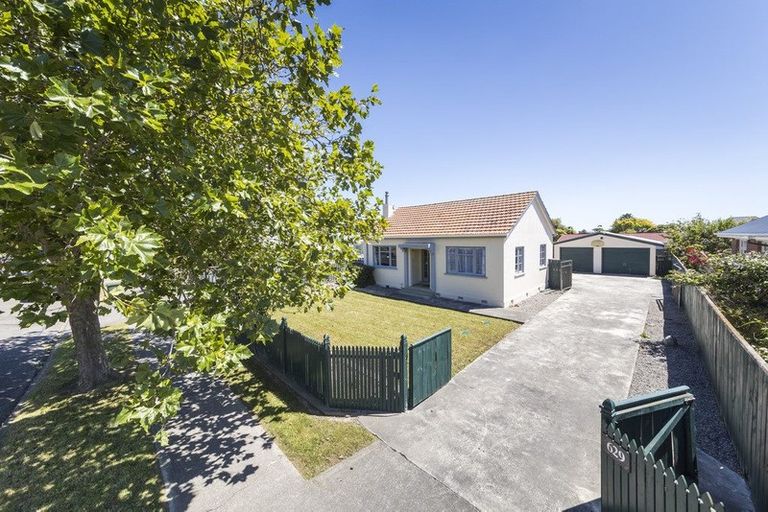 Photo of property in 629 Featherston Street, Roslyn, Palmerston North, 4414