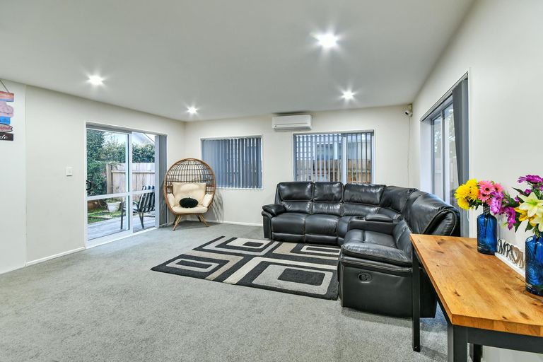 Photo of property in 50c Preston Road, Clover Park, Auckland, 2023