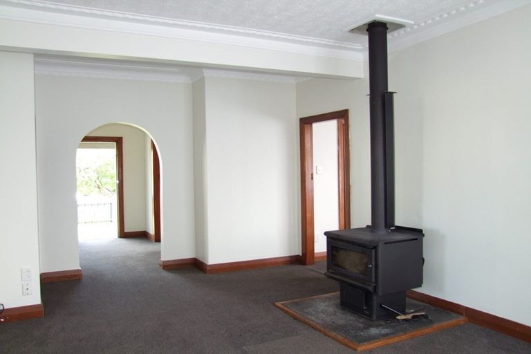 Photo of property in 9 Ossian Street, Milton, 9220