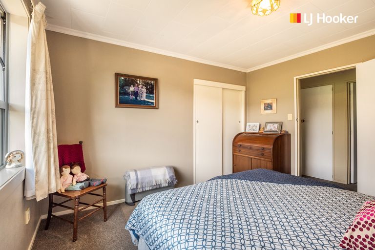 Photo of property in 60 Marion Street, Macandrew Bay, Dunedin, 9014