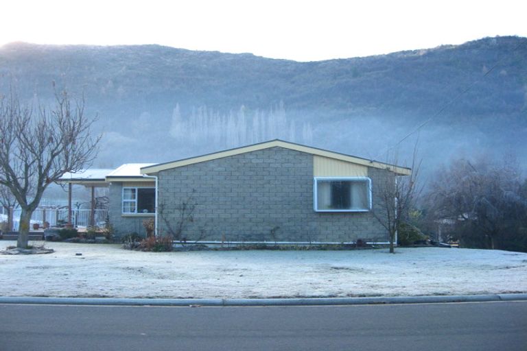 Photo of property in 35 Devon Street, Arrowtown, 9302