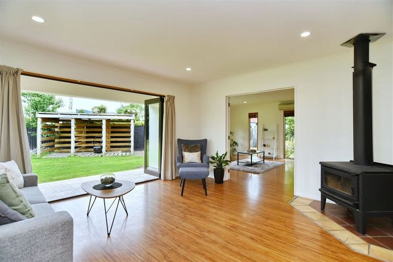 Photo of property in 4 Olivea Place, Oxford, 7430