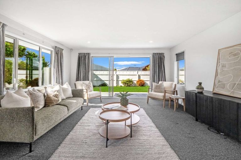 Photo of property in 14 Saint Adela Place, Woolston, Christchurch, 8062