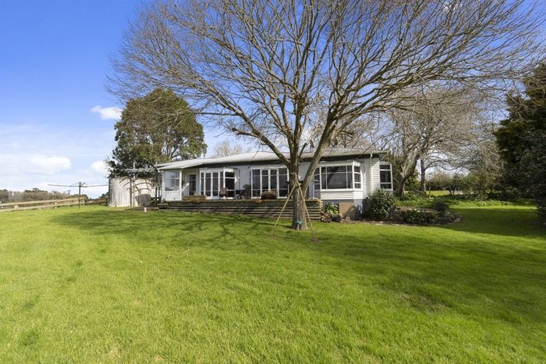 Photo of property in 2/1327 Alfriston Road, Alfriston, Manurewa, 2576
