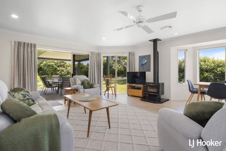 Photo of property in 7 Island Vista, Athenree, Katikati, 3177