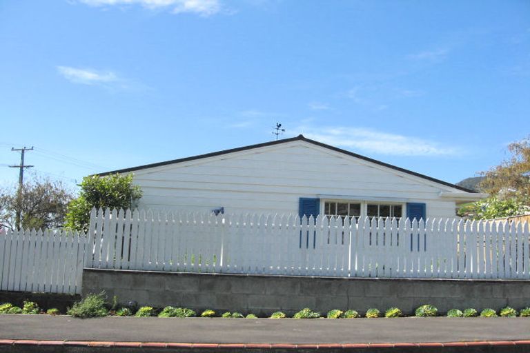 Photo of property in 1 Malvern Avenue, Atawhai, Nelson, 7010