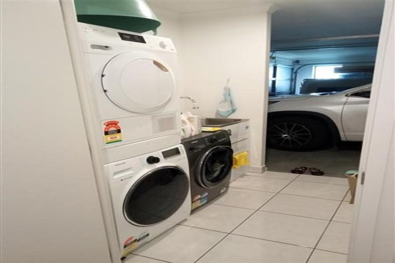 Photo of property in 10 Vantage Place, Flagstaff, Hamilton, 3210