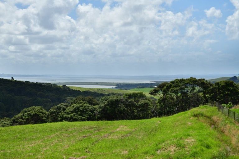 Photo of property in 121 West Road, Kaukapakapa, 0873