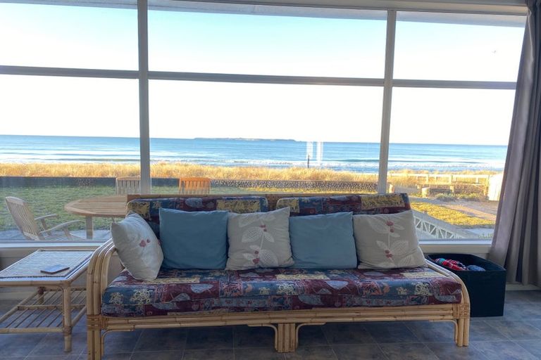 Photo of property in 91 Karewa Parade, Papamoa Beach, Papamoa, 3118