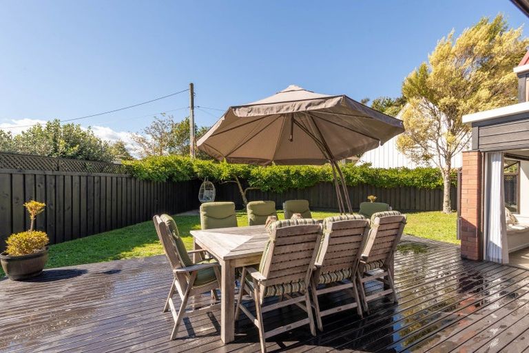 Photo of property in 11 Johnswood Grove, Clouston Park, Upper Hutt, 5018