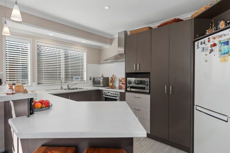 Photo of property in 11 Havenbrook Way, Pyes Pa, Tauranga, 3112