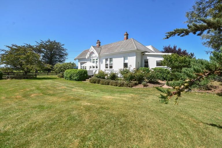 Photo of property in 1215 Centre Road, Henley, Outram, 9073