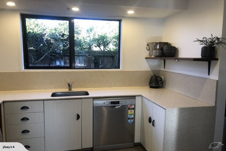 Photo of property in 20 Sabys Road, Halswell, Christchurch, 8025