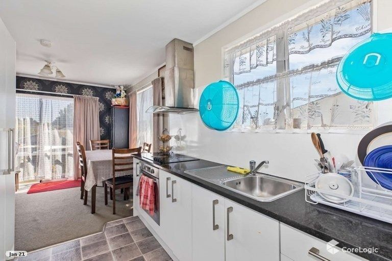 Photo of property in 2/23 Silver Creek Road, Weymouth, Auckland, 2103