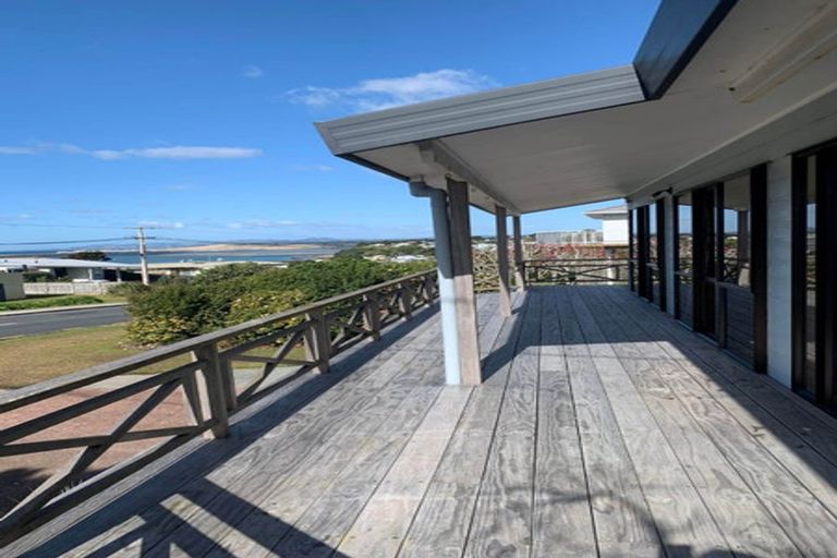 Photo of property in 13 Wintle Street, Mangawhai Heads, Mangawhai, 0505