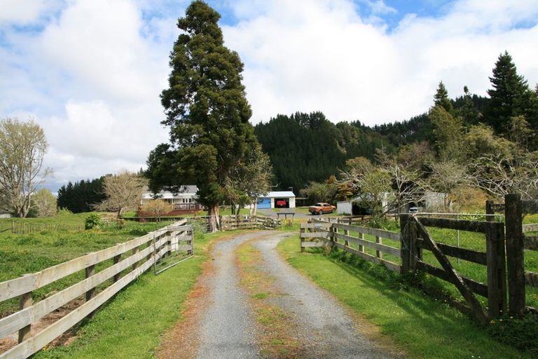 Photo of property in 27 Tupoki Road, Uruti, Urenui, 4378