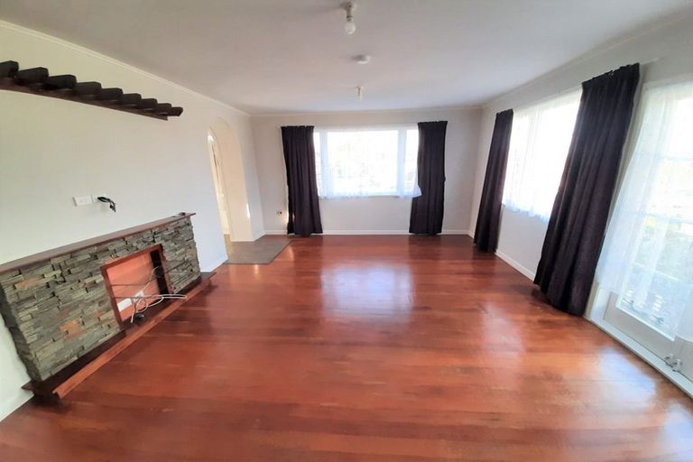 Photo of property in 2/35 Neal Avenue, Glenfield, Auckland, 0629