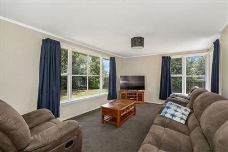 Photo of property in 25 Tuckers Road, Redwood, Christchurch, 8051