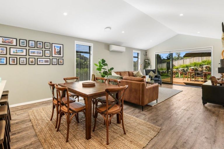 Photo of property in 87 Pakanga Grove, Pyes Pa, Tauranga, 3112