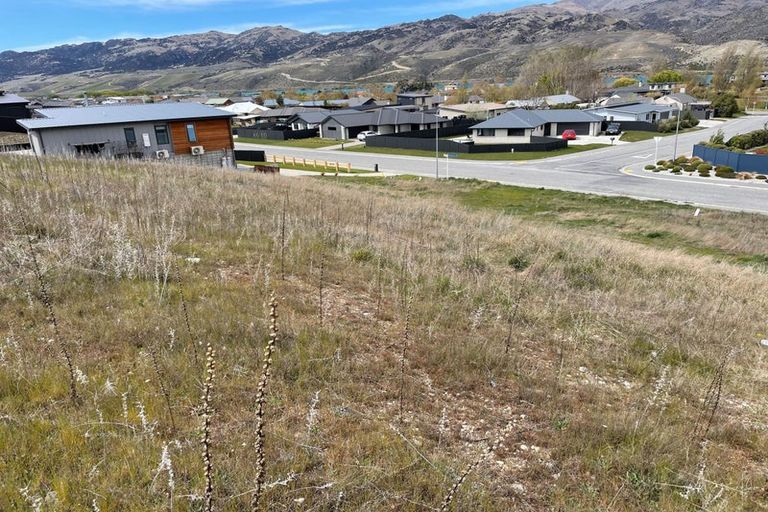 Photo of property in 65 Stratford Drive, Mount Pisa, Cromwell, 9383