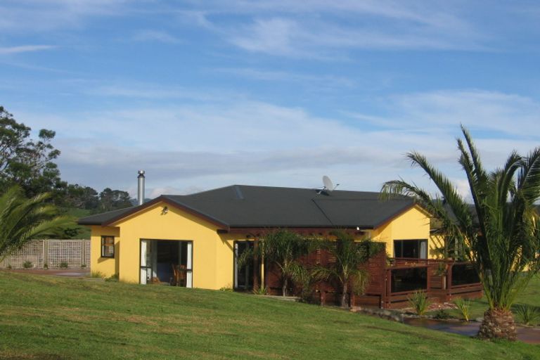 Photo of property in 23 Gill Drive, Kawakawa, 0210