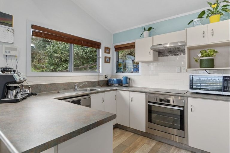 Photo of property in 55 Carlton Street, Bellevue, Tauranga, 3110