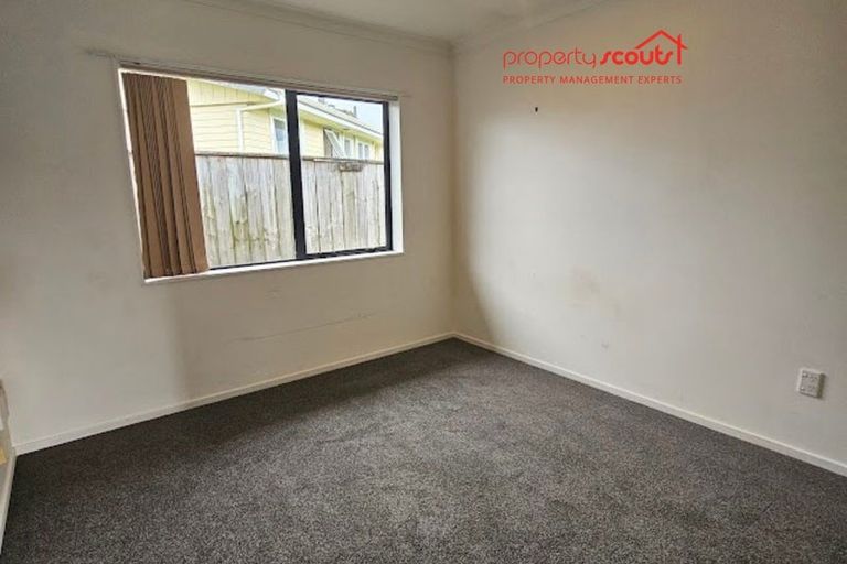 Photo of property in 12b Sussex Street, Levin, 5510