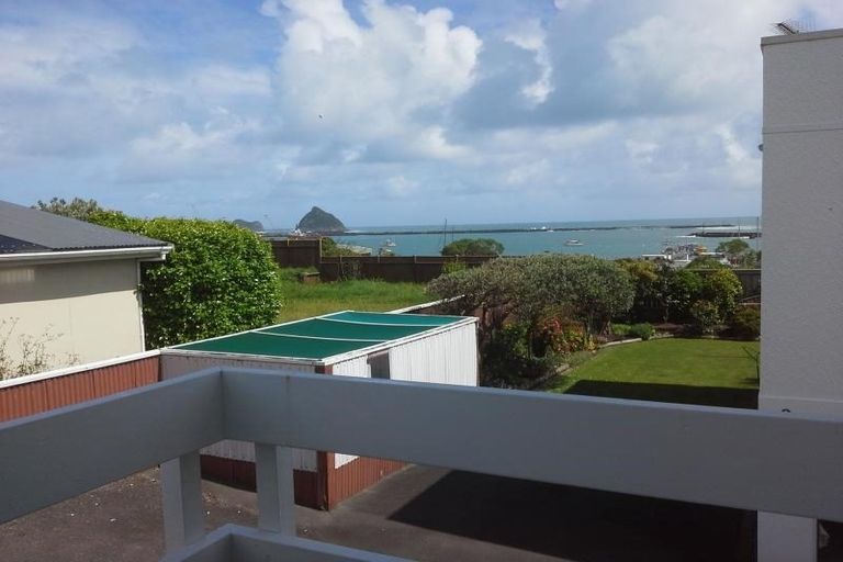 Photo of property in 8b Whiteley Street, Moturoa, New Plymouth, 4310