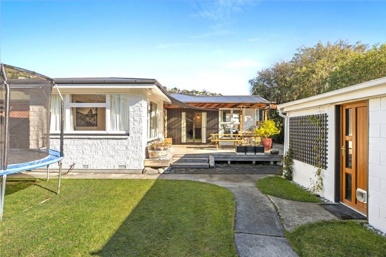 Photo of property in 19 Landsdowne Terrace, Cashmere, Christchurch, 8022