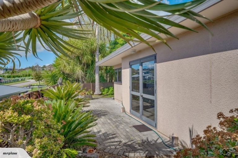 Photo of property in 11 Avon Rise, Welcome Bay, Tauranga, 3112