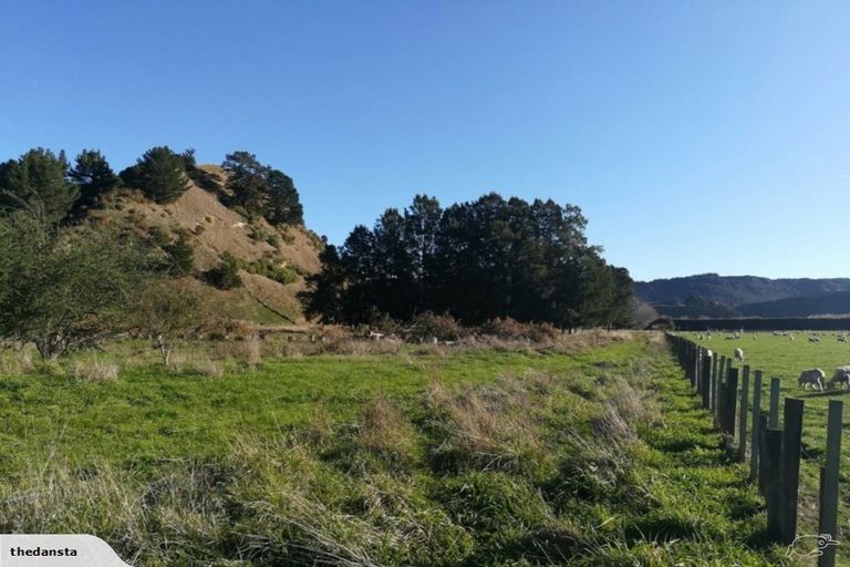 Photo of property in 437 Okirae Road, Mangamahu, Wanganui, 4577