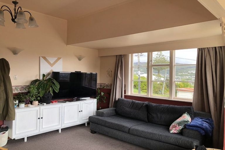 Photo of property in 3 Chesterton Street, Johnsonville, Wellington, 6037