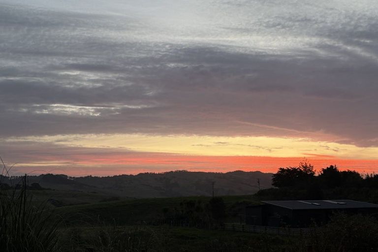 Photo of property in 571 Pakiri Road, Leigh, 0985