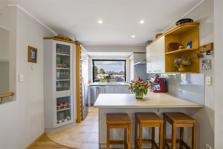 Photo of property in 18 Janome Place, Bucklands Beach, Auckland, 2014