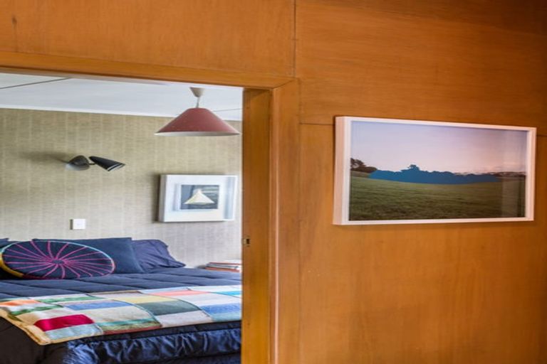 Photo of property in 18 Churchill Drive, Wilton, Wellington, 6035