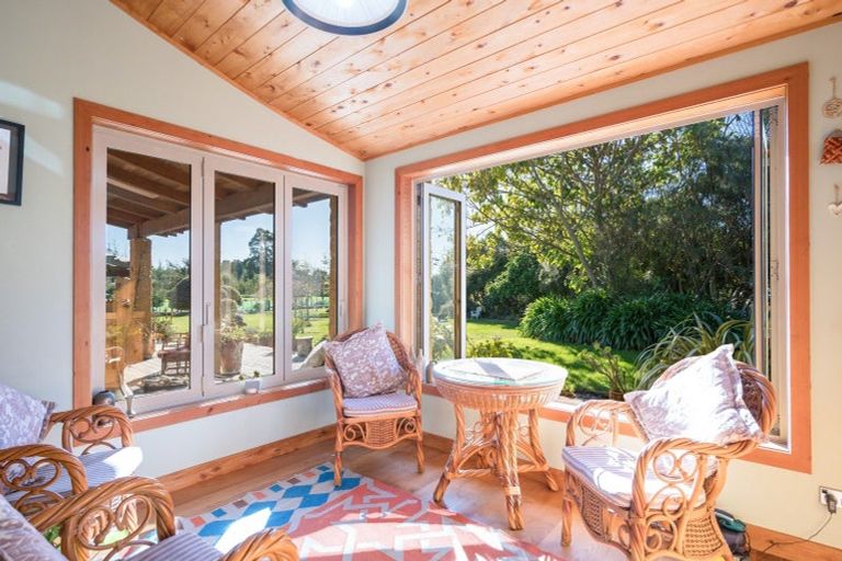 Photo of property in 134 Aranui Road, Mapua, 7005