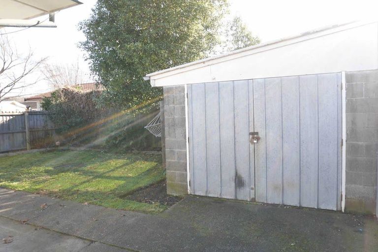 Photo of property in 64 Trafalgar Street, St Albans, Christchurch, 8014