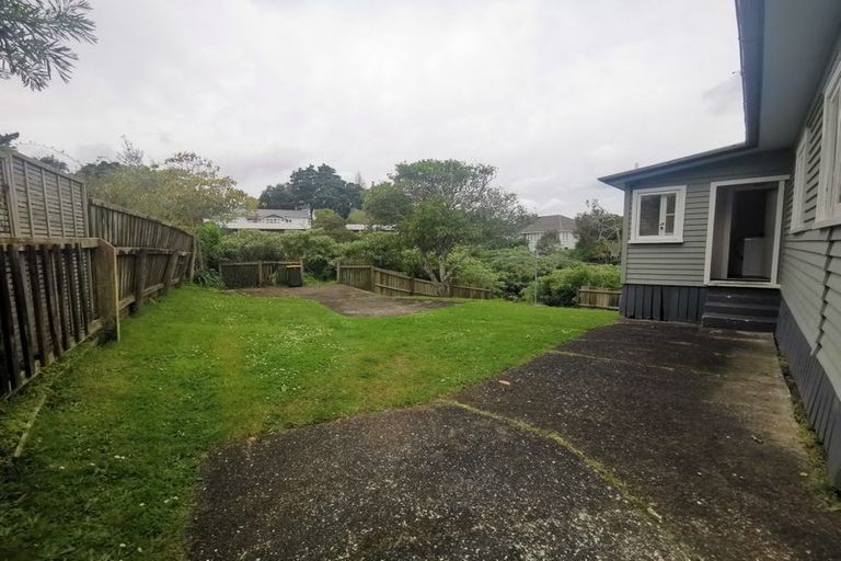 Photo of property in 28 Station Road, Pukekohe, 2120