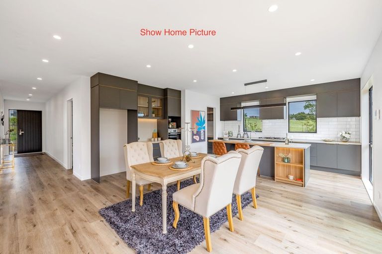 Photo of property in 14 Cutfield Lane, Kumeu, 0810