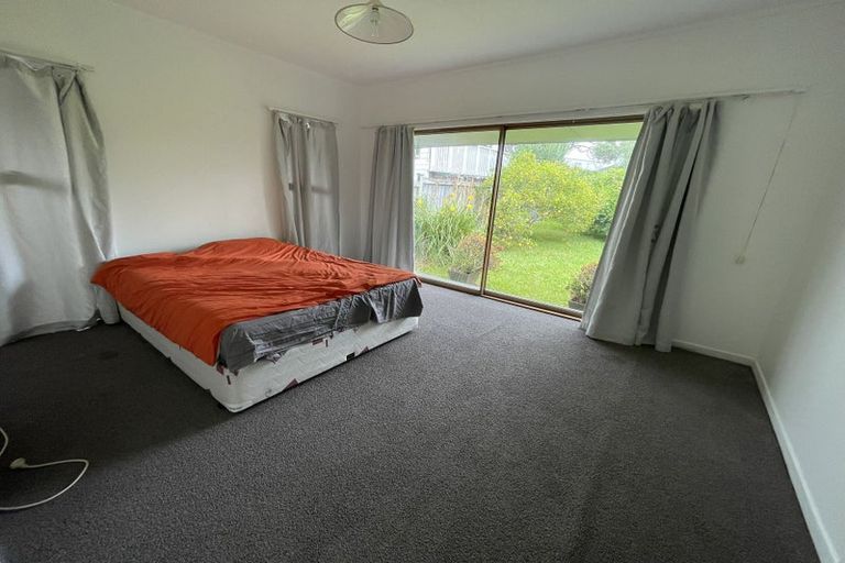 Photo of property in 39 Churchill Road, Murrays Bay, Auckland, 0630