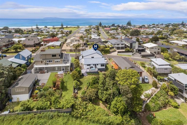 Photo of property in 11 Mayor View Terrace, Waihi Beach, 3611