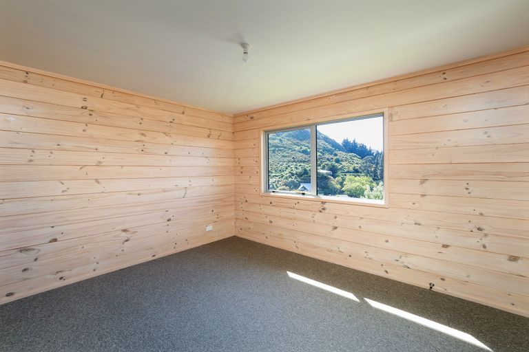Photo of property in 25e Walkers Road, Lyttelton, 8082
