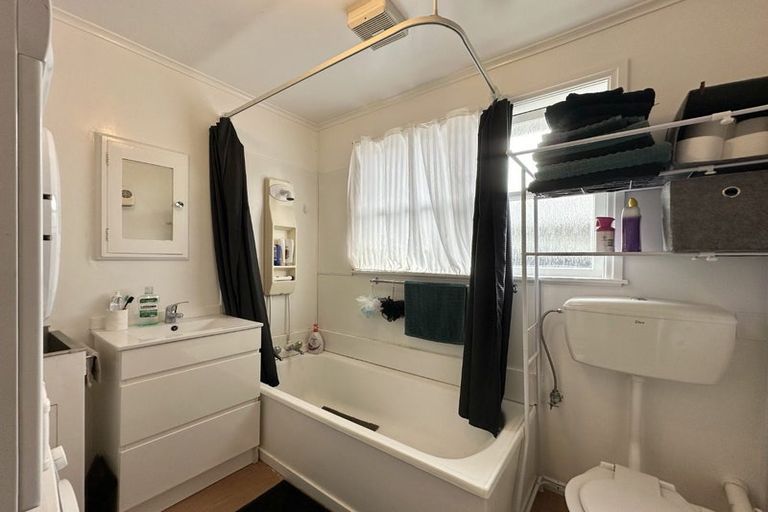 Photo of property in 24/4 Copeland Street, Hutt Central, Lower Hutt, 5011