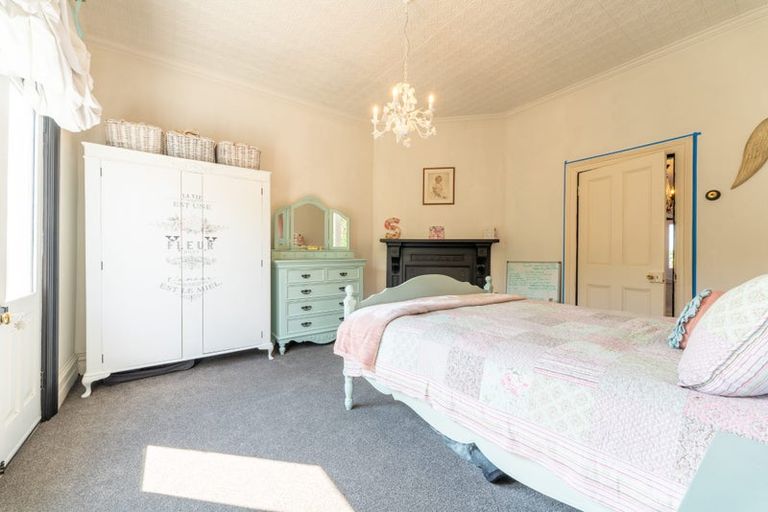 Photo of property in 17 Beach Street, Waikouaiti, 9510