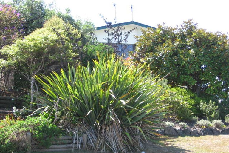 Photo of property in 95 Glamorgan Drive, Torbay, Auckland, 0630