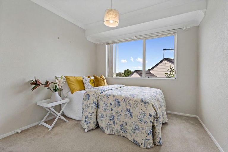 Photo of property in 6 Alicia Road, Somerville, Auckland, 2014