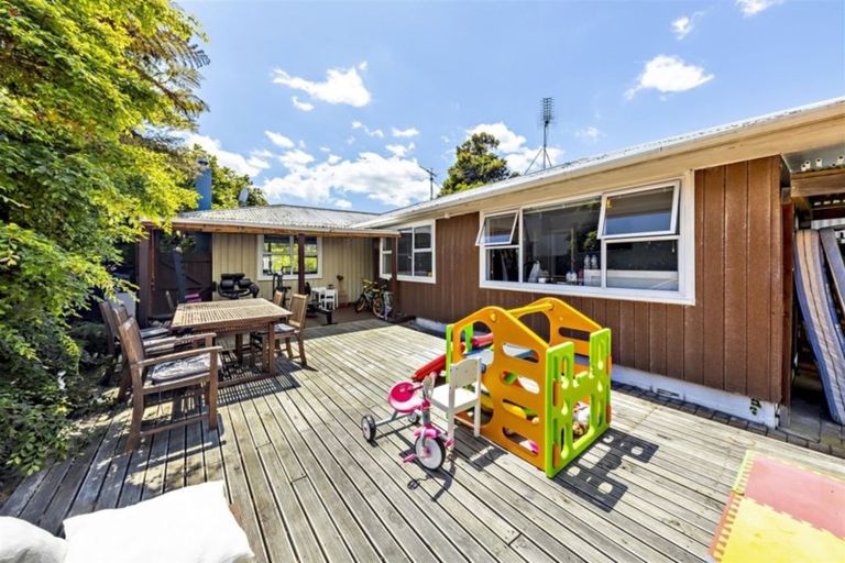 Photo of property in 209 Bairds Road, Otara, Auckland, 2023