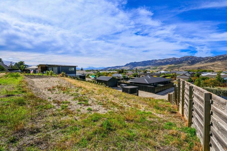 Photo of property in 25b Missy Crescent, Mount Pisa, Cromwell, 9383